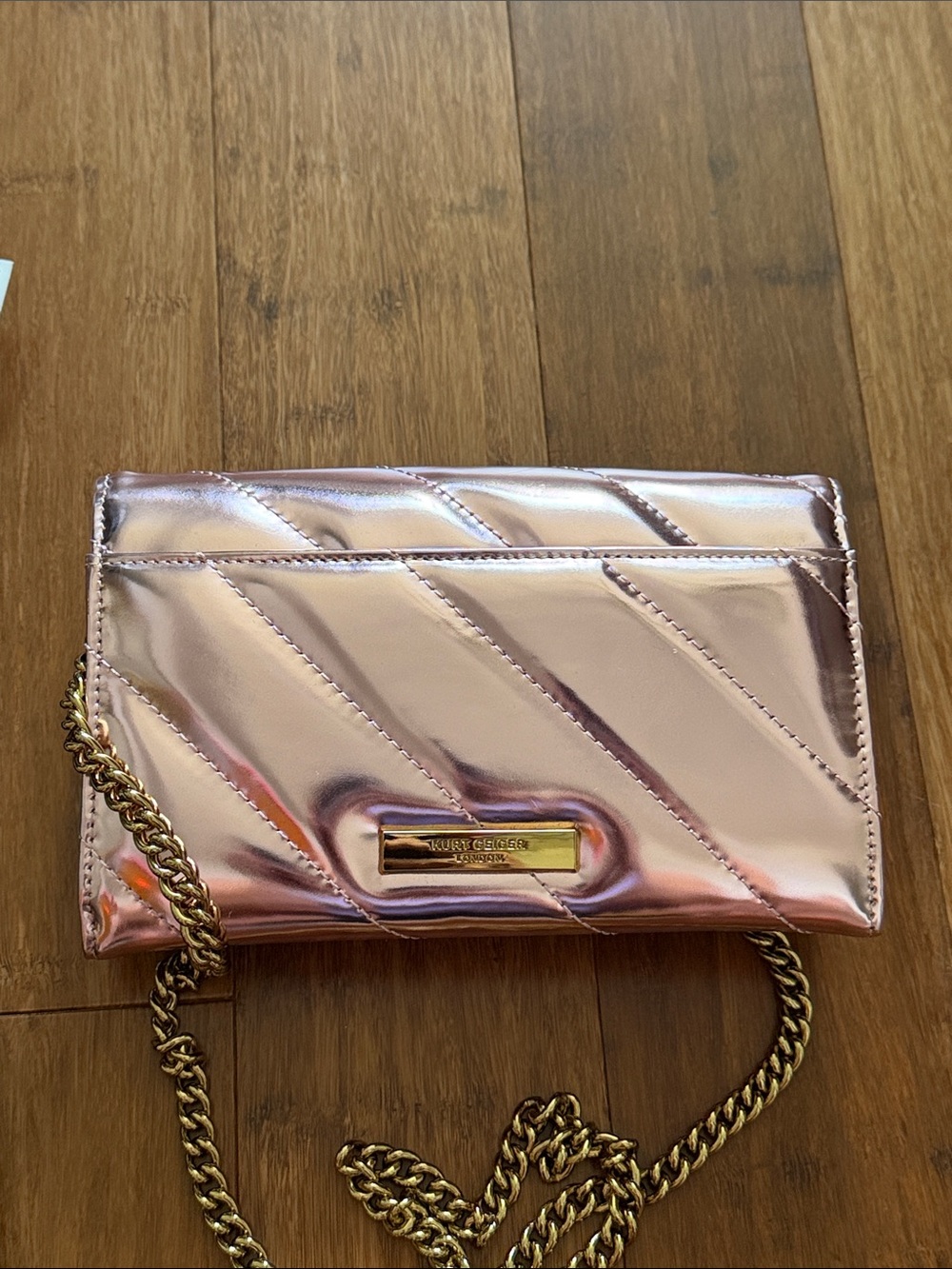 KURT GEIGER Soho Leather Wallet On A Chain - Picture 6 of 6